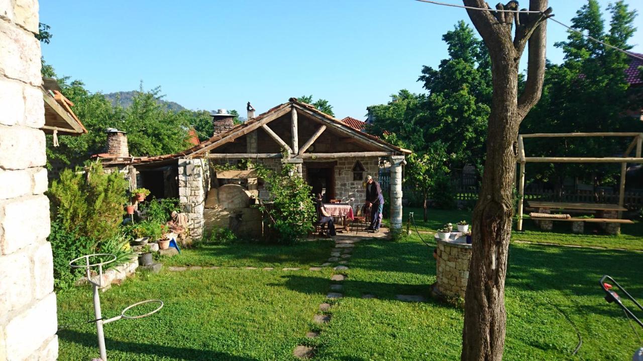 Bed and Breakfast Bujtina Shkodrani Воскопоє Екстер'єр фото
